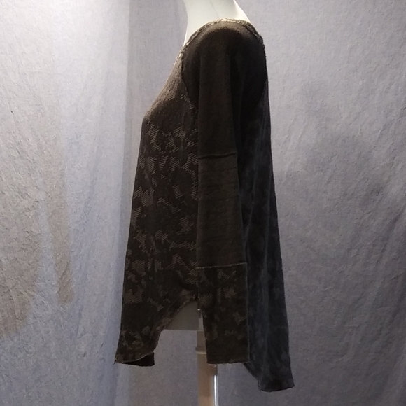 Free People 'Bed of Roses' Sweatshirt - Picture 3 of 7